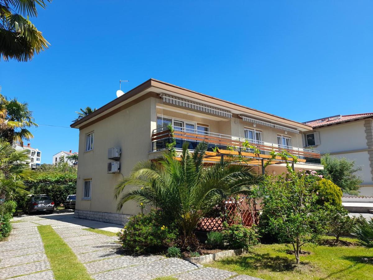 Apartments Orange Lovran Extérieur photo