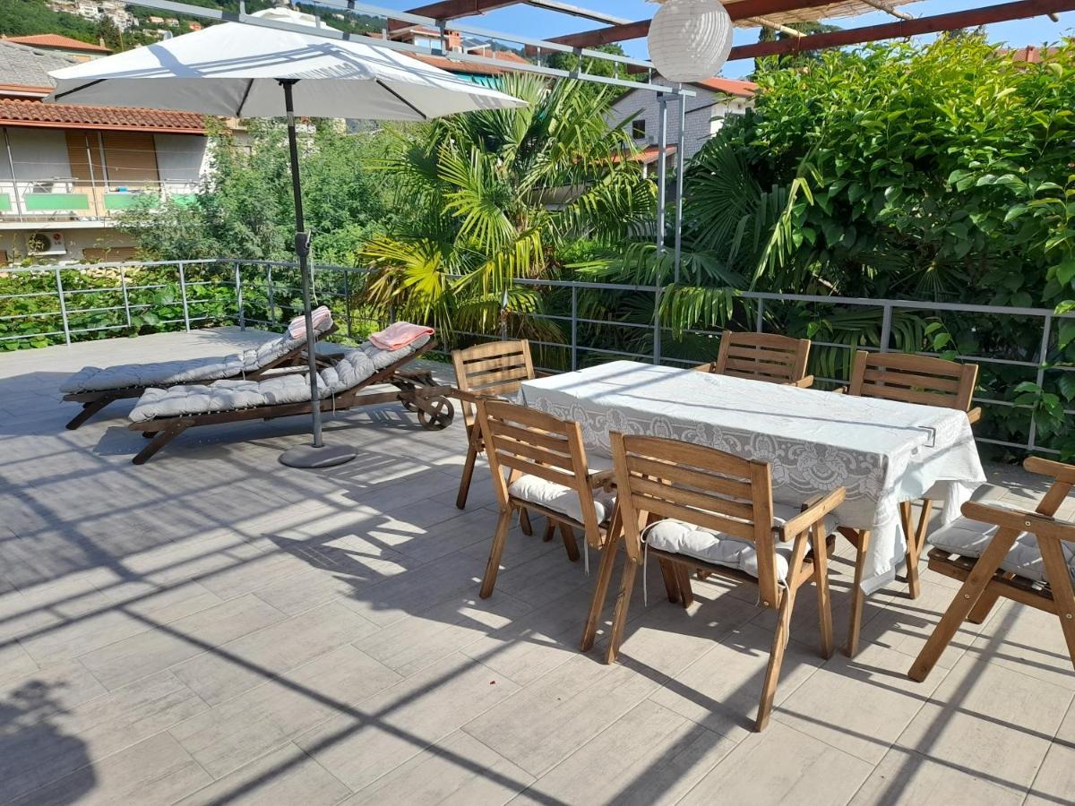 Apartments Orange Lovran Extérieur photo